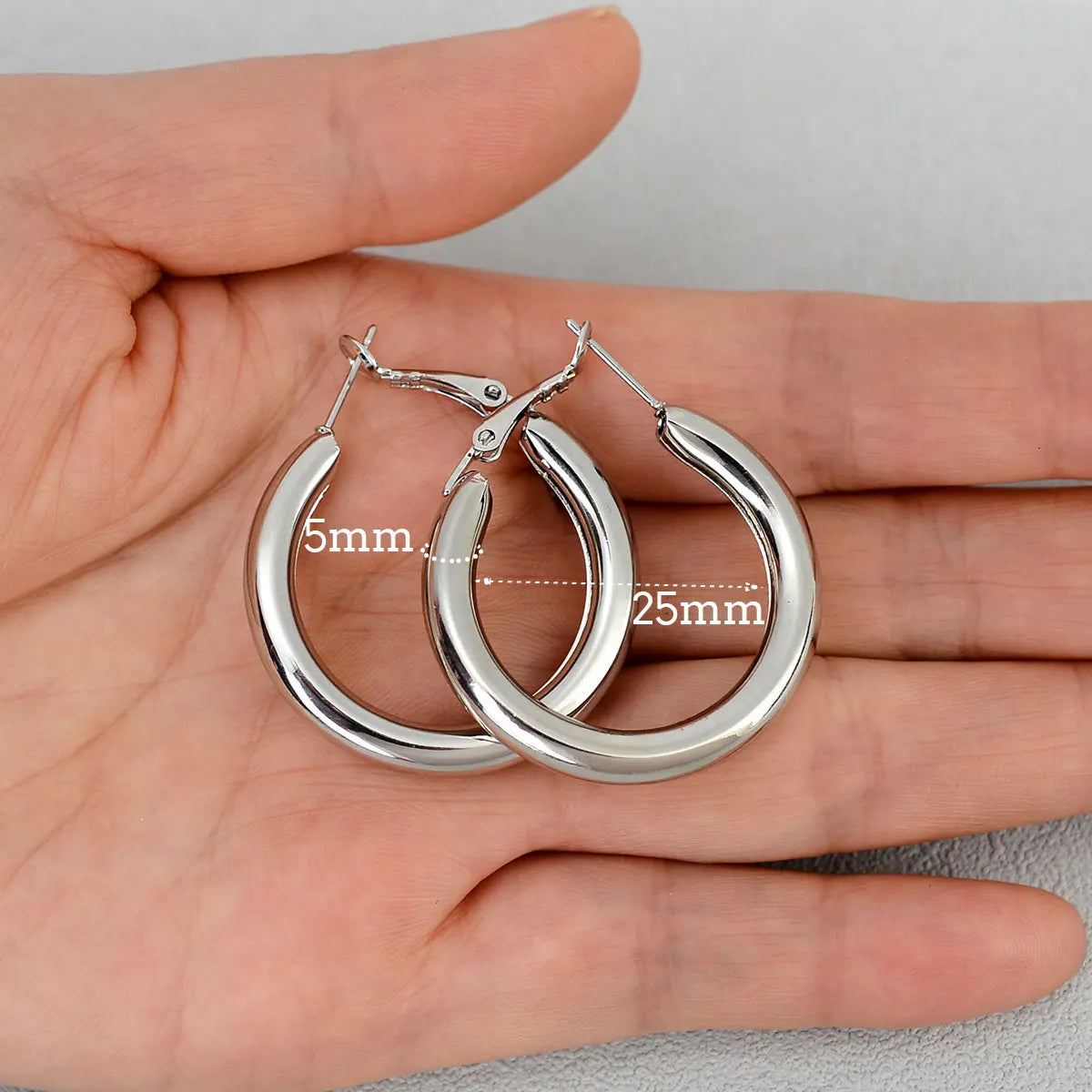 Smooth Circle Hoop Earrings – Gold & Silver, 15mm–70mm | Women's Fashion Jewelry