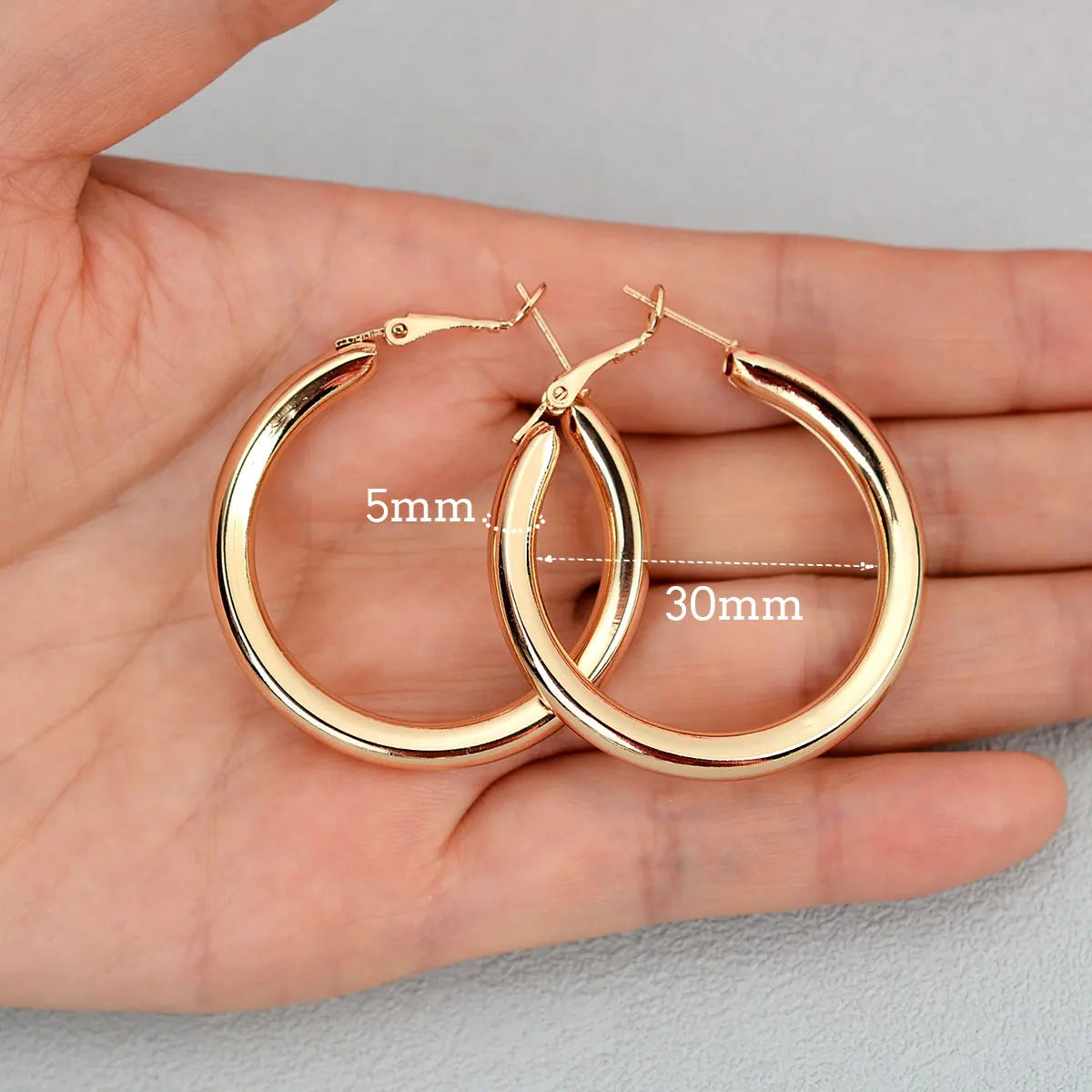 Smooth Circle Hoop Earrings – Gold & Silver, 15mm–70mm | Women's Fashion Jewelry